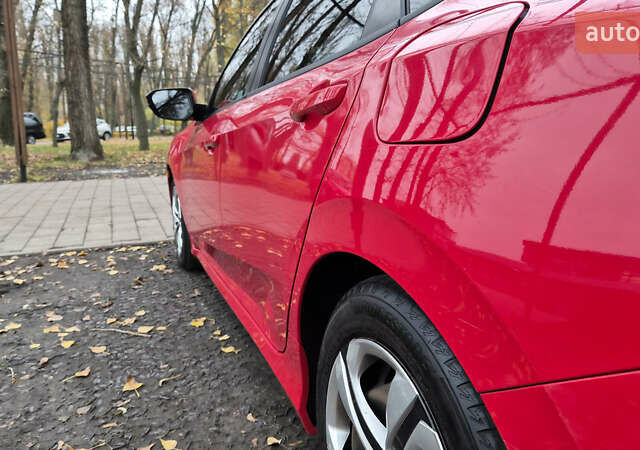 Красный Хонда Цивик, объемом двигателя 2 л и пробегом 119 тыс. км за 14400 $, фото 12 на Automoto.ua