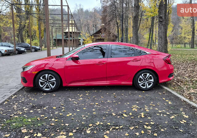 Красный Хонда Цивик, объемом двигателя 2 л и пробегом 119 тыс. км за 14400 $, фото 10 на Automoto.ua