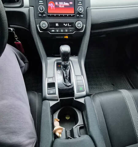 Красный Хонда Цивик, объемом двигателя 2 л и пробегом 119 тыс. км за 14400 $, фото 19 на Automoto.ua