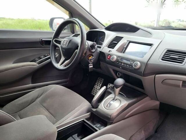 Хонда Цивик, объемом двигателя 1.8 л и пробегом 203 тыс. км за 6700 $, фото 4 на Automoto.ua