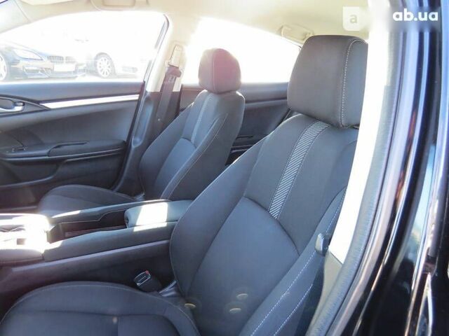 Хонда Цивик, объемом двигателя 2 л и пробегом 42 тыс. км за 13600 $, фото 6 на Automoto.ua