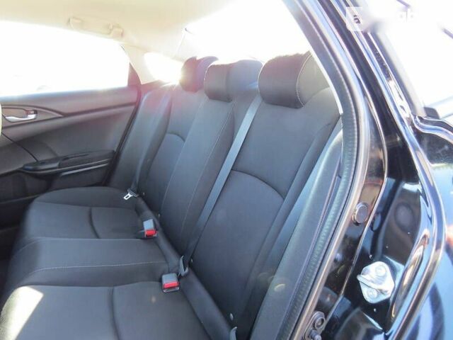 Хонда Цивик, объемом двигателя 2 л и пробегом 42 тыс. км за 13600 $, фото 9 на Automoto.ua