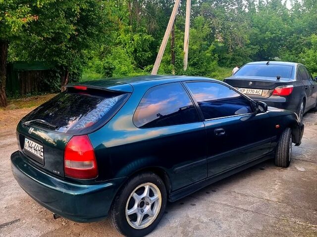 Хонда Цивик, объемом двигателя 1.4 л и пробегом 100 тыс. км за 2500 $, фото 2 на Automoto.ua