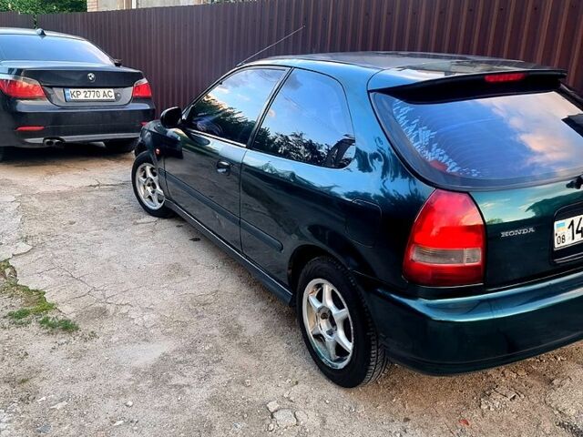 Хонда Цивик, объемом двигателя 1.4 л и пробегом 100 тыс. км за 2500 $, фото 4 на Automoto.ua