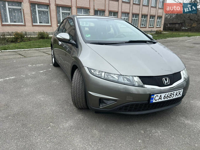 Хонда Цивик, объемом двигателя 1.4 л и пробегом 176 тыс. км за 6200 $, фото 3 на Automoto.ua