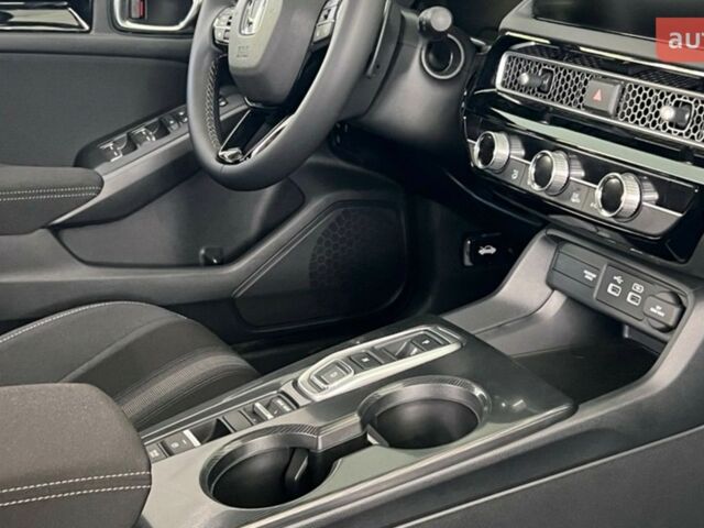 купить новое авто Хонда Цивик 2023 года от официального дилера «Юме Авто Центр» Хонда фото