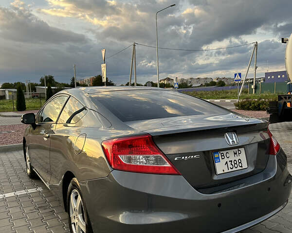 Хонда Цивик, объемом двигателя 1.8 л и пробегом 137 тыс. км за 9400 $, фото 4 на Automoto.ua