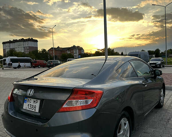 Хонда Цивик, объемом двигателя 1.8 л и пробегом 137 тыс. км за 9400 $, фото 3 на Automoto.ua