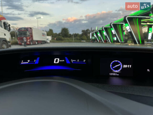 Хонда Цивик, объемом двигателя 1.8 л и пробегом 137 тыс. км за 9400 $, фото 10 на Automoto.ua