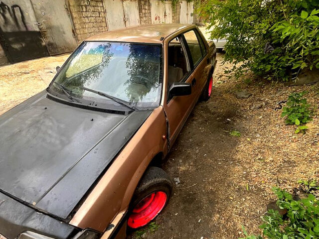 Хонда Цивик, объемом двигателя 1.5 л и пробегом 270 тыс. км за 680 $, фото 2 на Automoto.ua