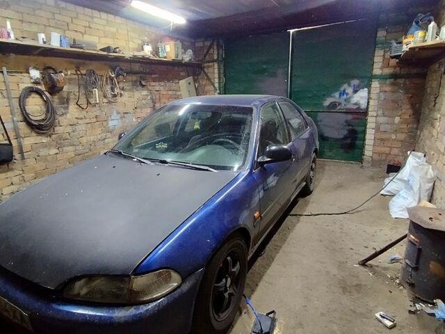 Хонда Цивик, объемом двигателя 1.3 л и пробегом 0 тыс. км за 1350 $, фото 1 на Automoto.ua