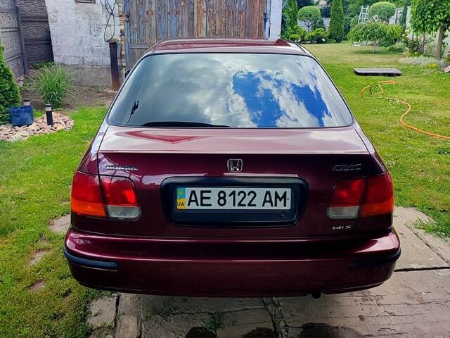 Хонда Цивик, объемом двигателя 1.4 л и пробегом 169 тыс. км за 3800 $, фото 4 на Automoto.ua