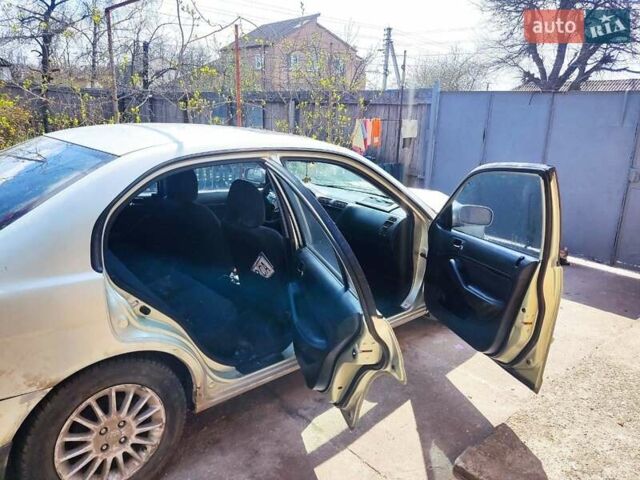 Хонда Цивик, объемом двигателя 1.6 л и пробегом 370 тыс. км за 1700 $, фото 11 на Automoto.ua