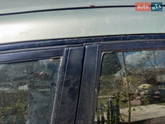 Хонда Цивик, объемом двигателя 1.6 л и пробегом 370 тыс. км за 1700 $, фото 16 на Automoto.ua