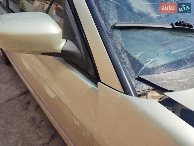 Хонда Цивик, объемом двигателя 1.6 л и пробегом 370 тыс. км за 1700 $, фото 10 на Automoto.ua