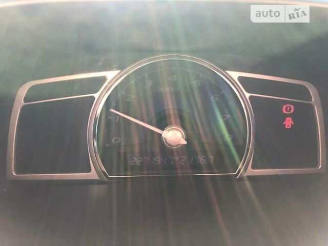 Хонда Цивик, объемом двигателя 1.8 л и пробегом 227 тыс. км за 6500 $, фото 9 на Automoto.ua