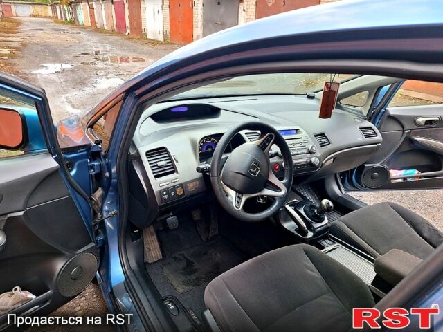 Хонда Сівік, об'ємом двигуна 1.8 л та пробігом 315 тис. км за 6000 $, фото 4 на Automoto.ua