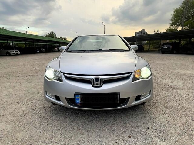 Хонда Цивик, объемом двигателя 1.4 л и пробегом 203 тыс. км за 5999 $, фото 5 на Automoto.ua