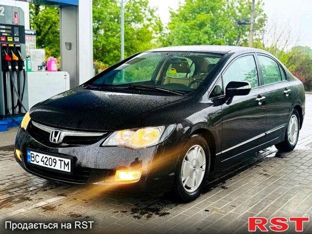 Хонда Цивик, объемом двигателя 1.3 л и пробегом 135 тыс. км за 6900 $, фото 3 на Automoto.ua