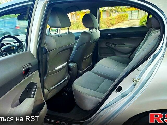 Хонда Цивик, объемом двигателя 1.4 л и пробегом 203 тыс. км за 5999 $, фото 1 на Automoto.ua