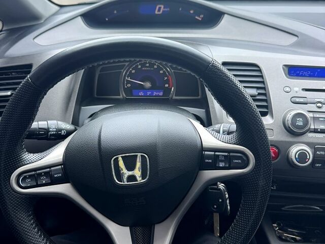 Хонда Цивик, объемом двигателя 1.8 л и пробегом 212 тыс. км за 6500 $, фото 2 на Automoto.ua