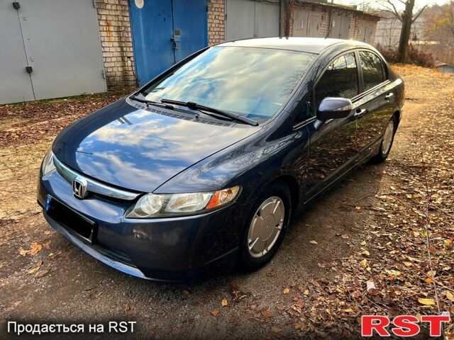 Хонда Цивик, объемом двигателя 1.3 л и пробегом 166 тыс. км за 5499 $, фото 2 на Automoto.ua