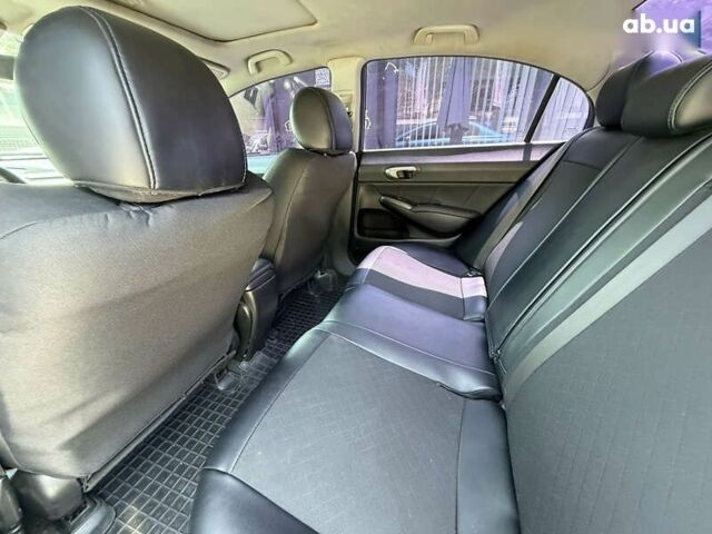 Хонда Сівік, об'ємом двигуна 1.8 л та пробігом 221 тис. км за 6500 $, фото 25 на Automoto.ua