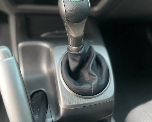 Хонда Цивик, объемом двигателя 1.8 л и пробегом 98 тыс. км за 6900 $, фото 16 на Automoto.ua