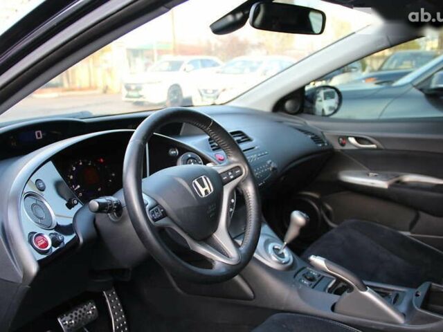 Хонда Цивик, объемом двигателя 1.8 л и пробегом 90 тыс. км за 6600 $, фото 12 на Automoto.ua