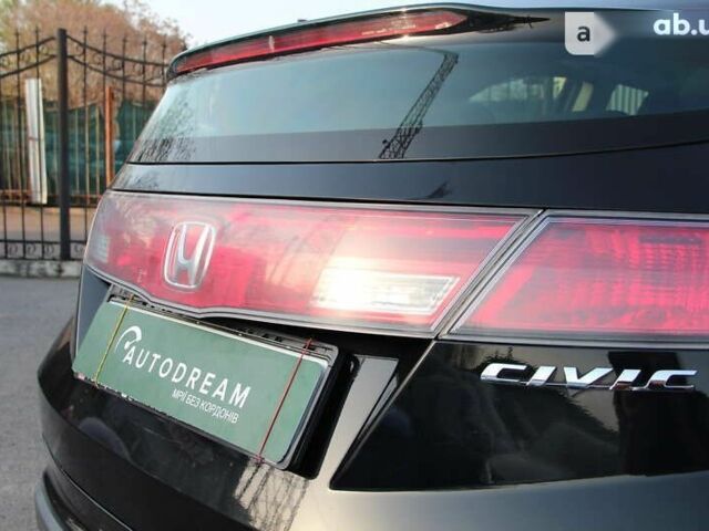 Хонда Цивик, объемом двигателя 1.8 л и пробегом 90 тыс. км за 6600 $, фото 22 на Automoto.ua