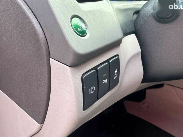 Хонда Цивик, объемом двигателя 1.8 л и пробегом 274 тыс. км за 7990 $, фото 22 на Automoto.ua