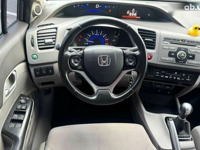 Хонда Цивик, объемом двигателя 1.8 л и пробегом 274 тыс. км за 7990 $, фото 13 на Automoto.ua