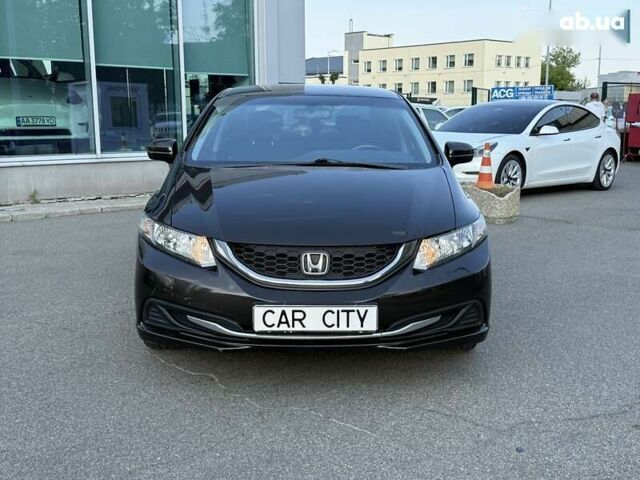 Хонда Цивик, объемом двигателя 1.8 л и пробегом 176 тыс. км за 9500 $, фото 1 на Automoto.ua