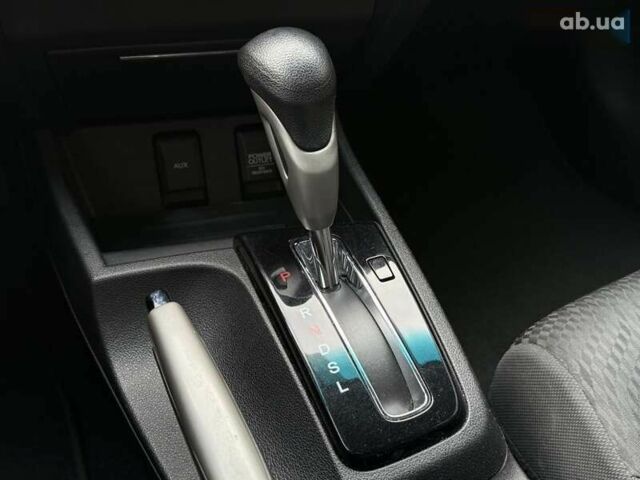 Хонда Цивик, объемом двигателя 1.8 л и пробегом 176 тыс. км за 8750 $, фото 21 на Automoto.ua