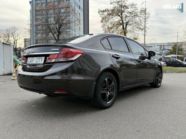 Хонда Цивик, объемом двигателя 1.8 л и пробегом 176 тыс. км за 8750 $, фото 6 на Automoto.ua