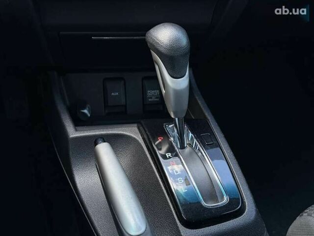 Хонда Цивик, объемом двигателя 1.8 л и пробегом 176 тыс. км за 9500 $, фото 22 на Automoto.ua