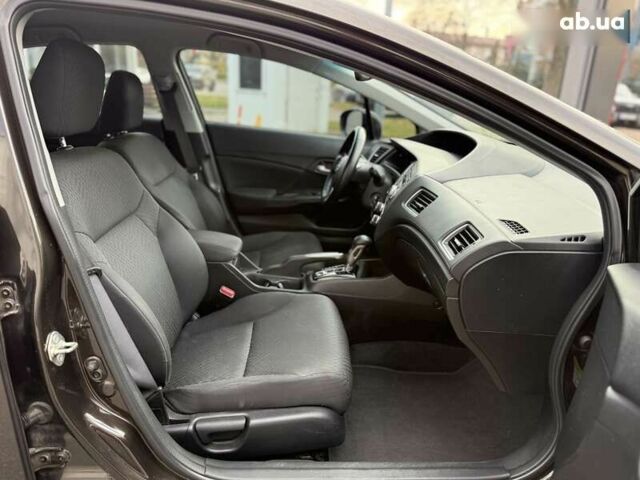 Хонда Цивик, объемом двигателя 1.8 л и пробегом 176 тыс. км за 8750 $, фото 10 на Automoto.ua