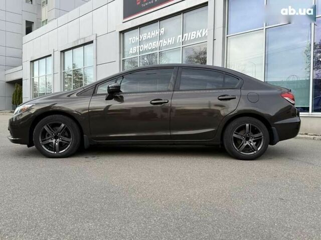 Хонда Цивик, объемом двигателя 1.8 л и пробегом 176 тыс. км за 8750 $, фото 3 на Automoto.ua