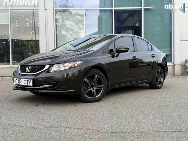 Хонда Цивик, объемом двигателя 1.8 л и пробегом 176 тыс. км за 8750 $, фото 2 на Automoto.ua