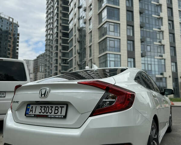 Хонда Цивик, объемом двигателя 1.5 л и пробегом 137 тыс. км за 15900 $, фото 22 на Automoto.ua