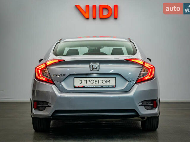Хонда Цивик, объемом двигателя 1.6 л и пробегом 141 тыс. км за 15995 $, фото 5 на Automoto.ua