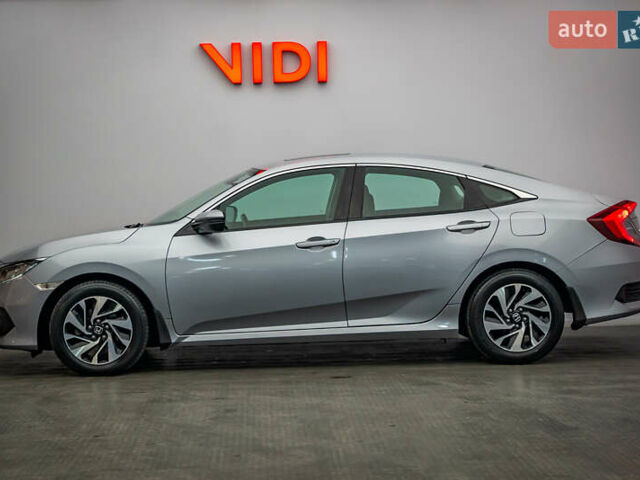 Хонда Цивик, объемом двигателя 1.6 л и пробегом 141 тыс. км за 15995 $, фото 2 на Automoto.ua