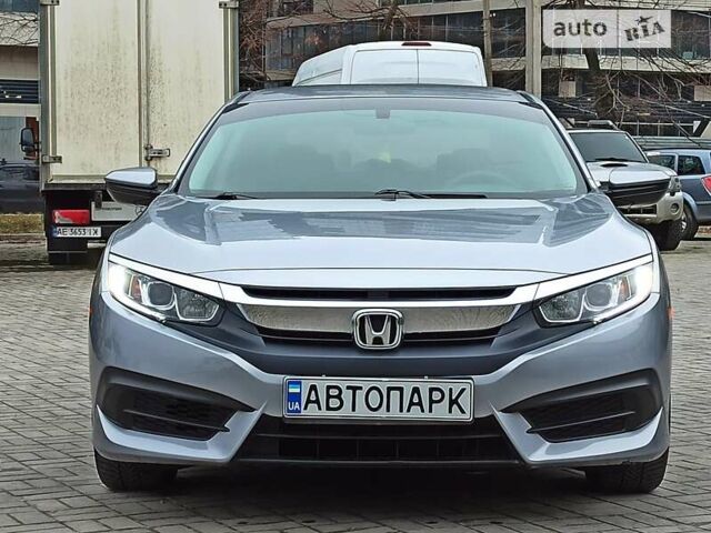 Хонда Цивик, объемом двигателя 2 л и пробегом 90 тыс. км за 13750 $, фото 2 на Automoto.ua