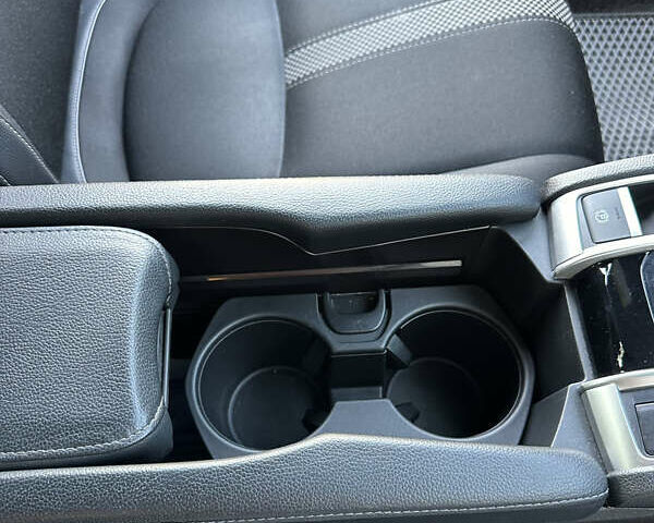 Хонда Цивик, объемом двигателя 2 л и пробегом 85 тыс. км за 16500 $, фото 16 на Automoto.ua