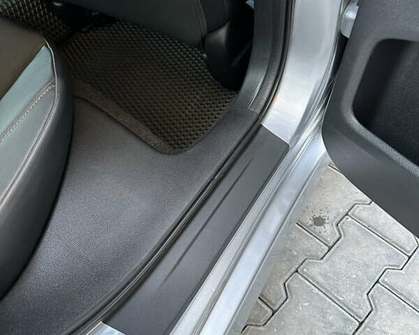 Хонда Цивик, объемом двигателя 2 л и пробегом 85 тыс. км за 16500 $, фото 50 на Automoto.ua