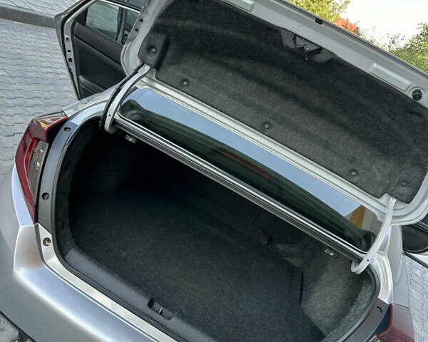 Хонда Цивик, объемом двигателя 2 л и пробегом 85 тыс. км за 16500 $, фото 30 на Automoto.ua