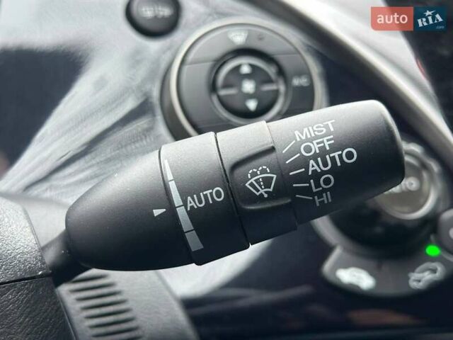 Желтый Хонда Цивик, объемом двигателя 1.34 л и пробегом 328 тыс. км за 5490 $, фото 19 на Automoto.ua