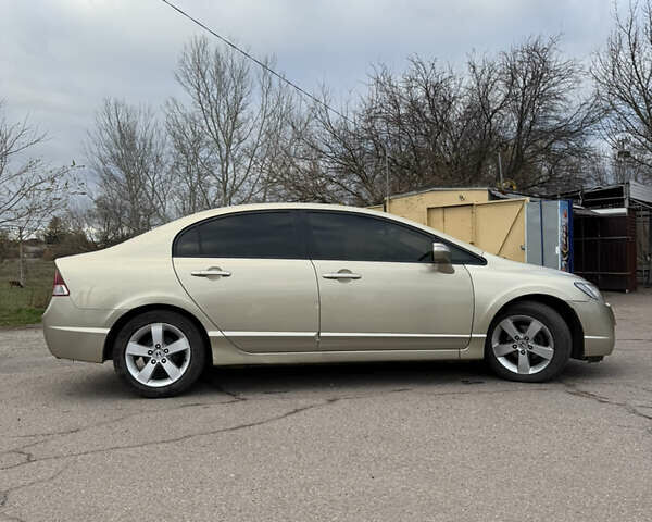 Жовтий Хонда Сівік, об'ємом двигуна 1.8 л та пробігом 156 тис. км за 6700 $, фото 12 на Automoto.ua