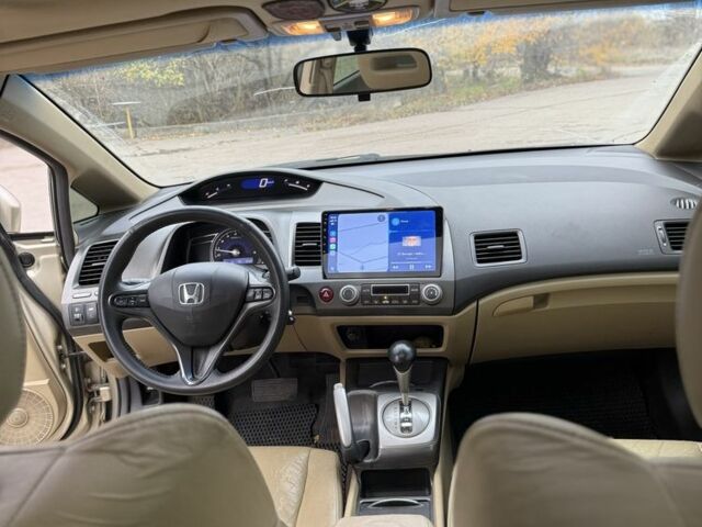 Желтый Хонда Цивик, объемом двигателя 1.8 л и пробегом 156 тыс. км за 6700 $, фото 15 на Automoto.ua