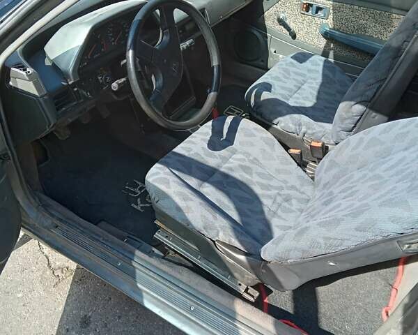 Серый Хонда Цивик, объемом двигателя 1.4 л и пробегом 300 тыс. км за 1399 $, фото 11 на Automoto.ua